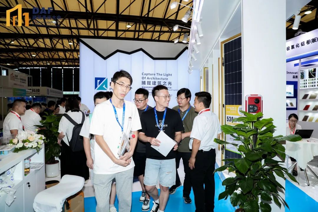 上海DAF建筑表皮大会次日:热度不减,业界精英共绘幕墙未来新篇章(图22) 图片